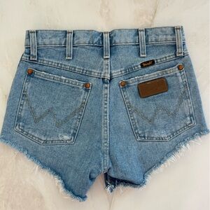 Wrangler Blue Jean Shorts Distressed Cut-Off mini denim shorts